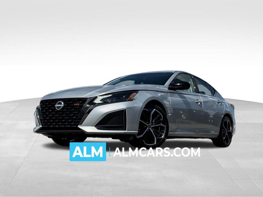 2024 Nissan Altima 2.5 SR — photo 1 of 13
