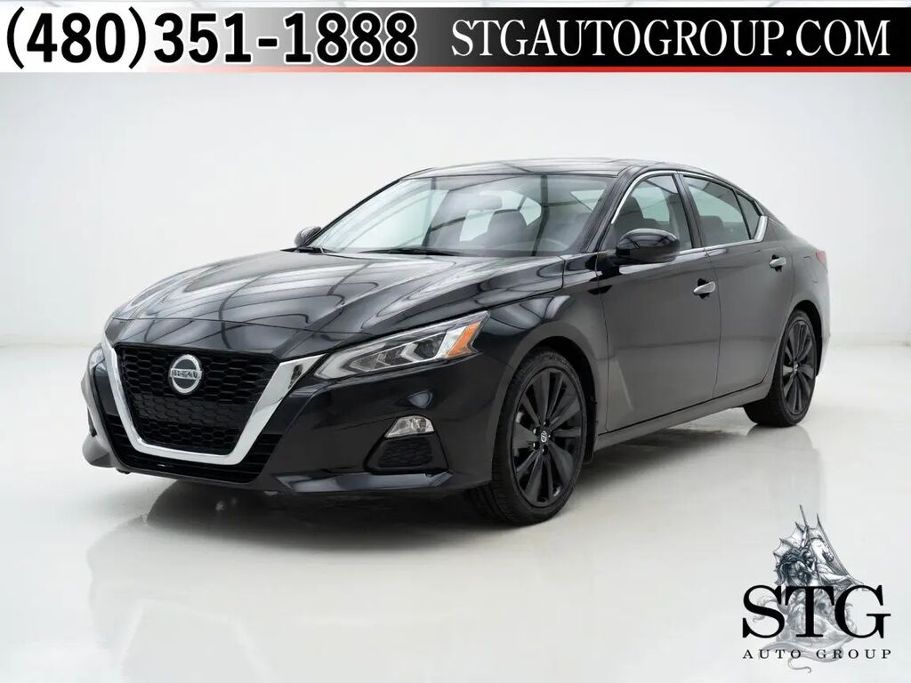 2020 Nissan Altima 2.5 SR — photo 1 of 13