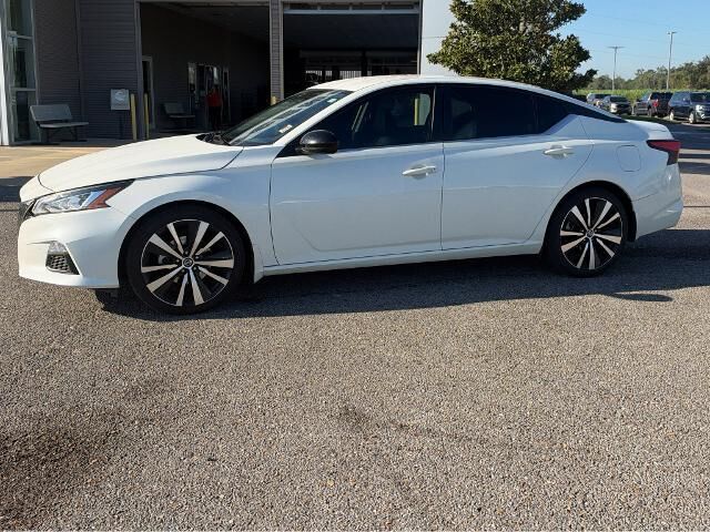 2021 Nissan Altima 2.5 SR