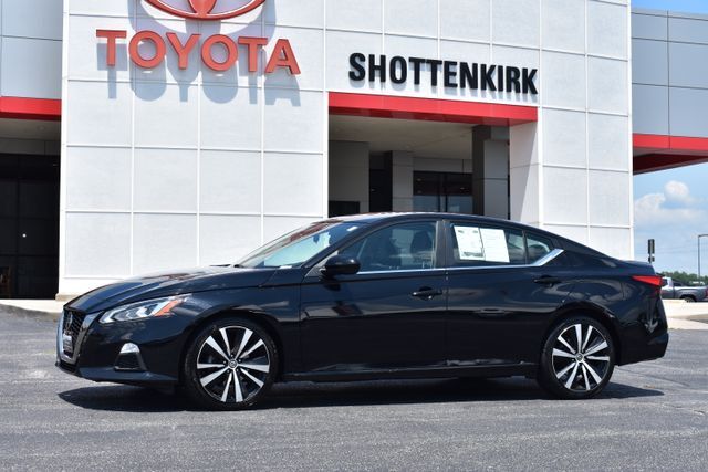 2022 Nissan Altima 2.5 SR — photo 1 of 13