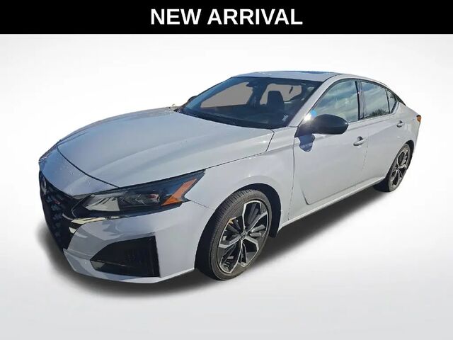 2023 Nissan Altima 2.5 SR