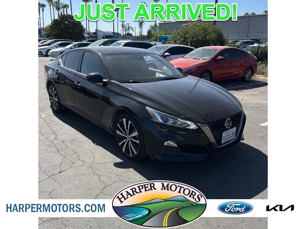 2021 Nissan Altima 2.5 SR — photo 1 of 2