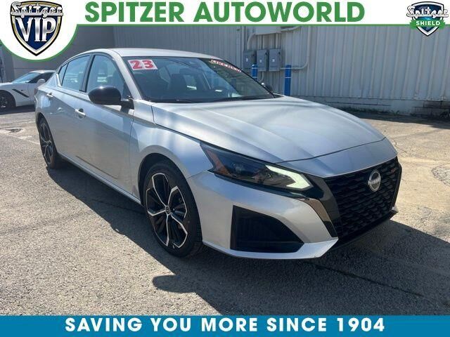 2023 Nissan Altima 2.5 SR — photo 1 of 35