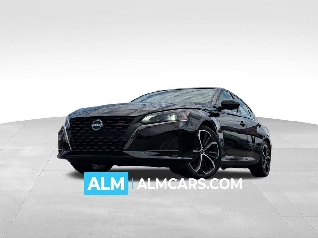 2024 Nissan Altima 2.5 SR — photo 1 of 13