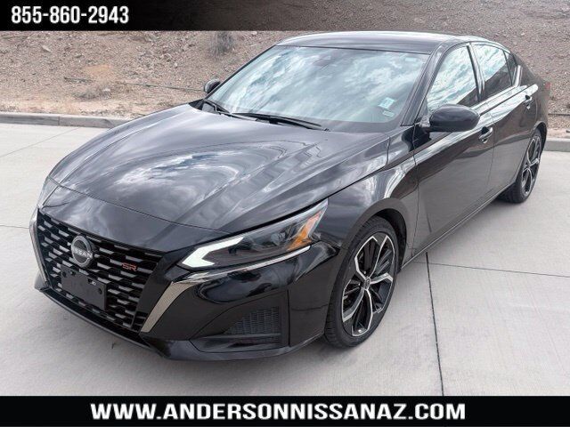 2025 Nissan Altima SR