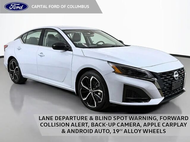 2025 Nissan Altima 2.5 SR