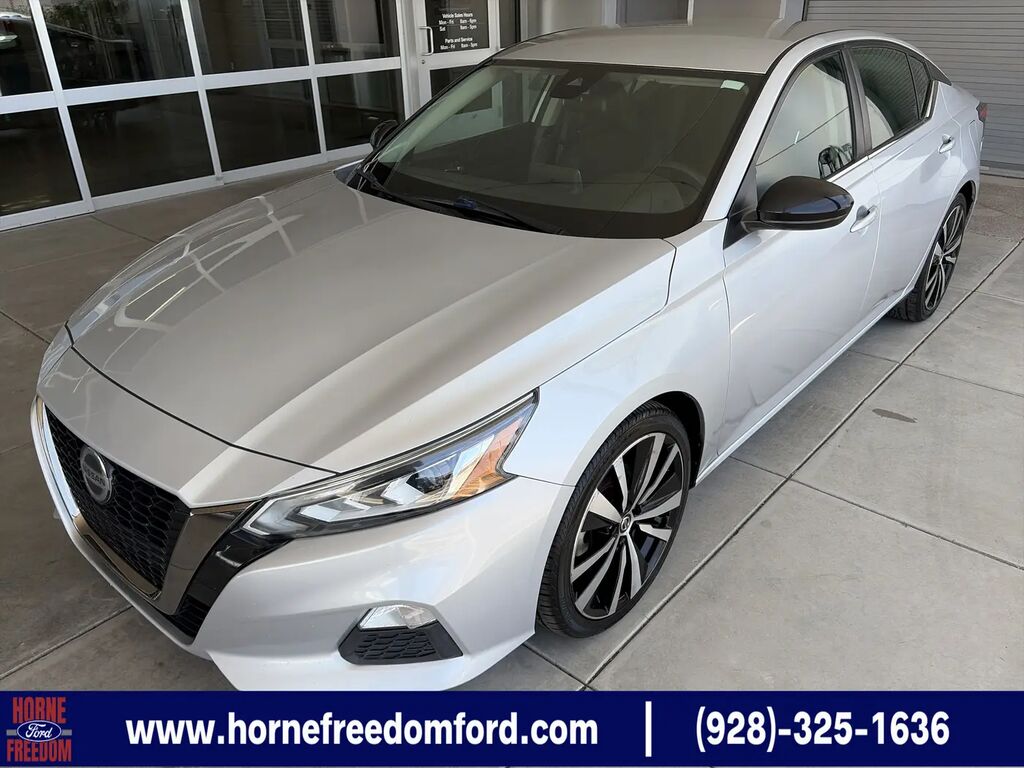 2021 Nissan Altima 2.5 SR — photo 1 of 26