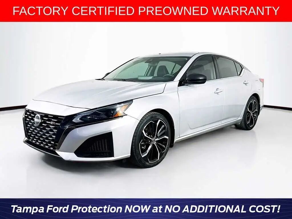 2023 Nissan Altima 2.5 SR — photo 1 of 13
