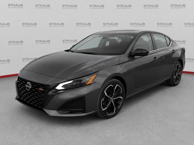 2024 Nissan Altima 2.5 SR — photo 1 of 25