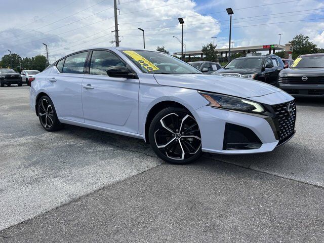 2024 Nissan Altima 2.5 SR — photo 1 of 13