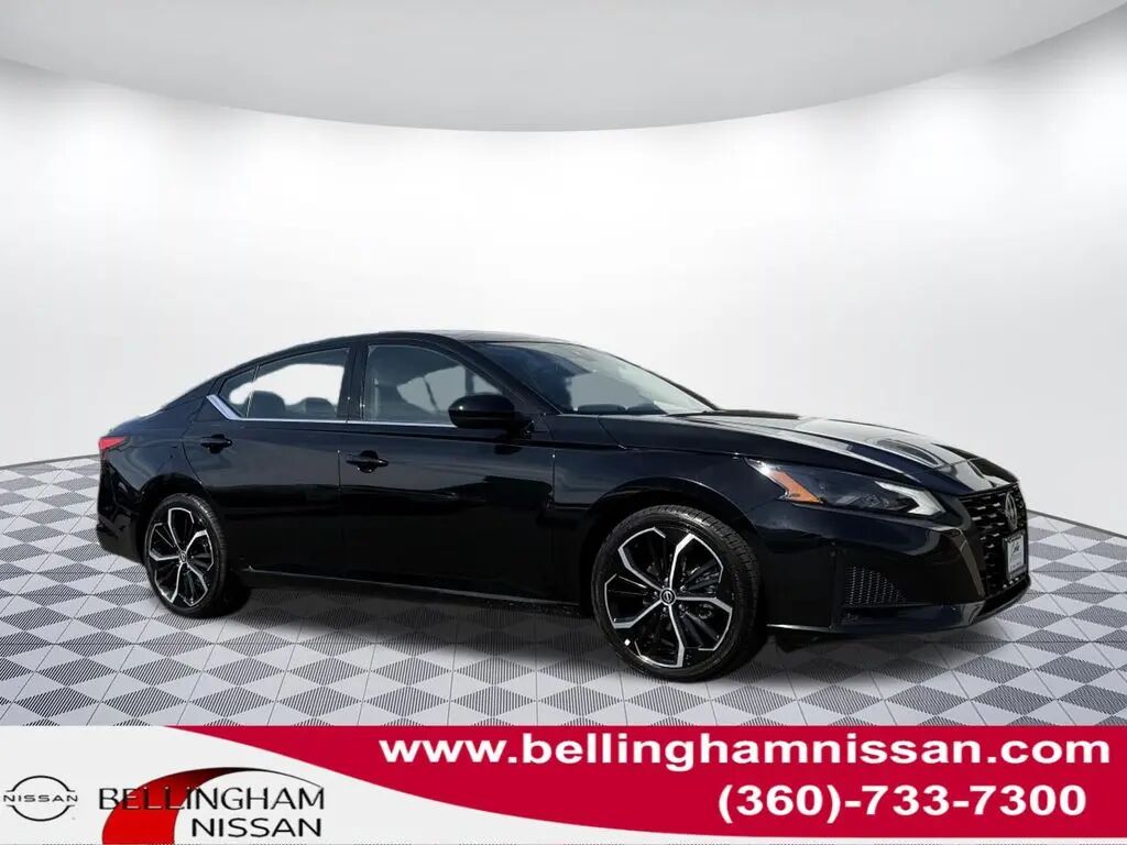 2024 Nissan Altima 2.5 SR — photo 1 of 13