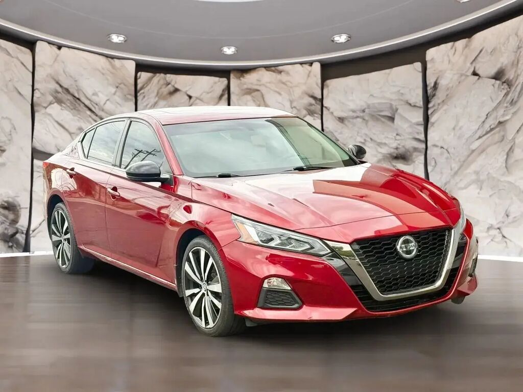 2019 Nissan Altima 2.5 SR — photo 1 of 13