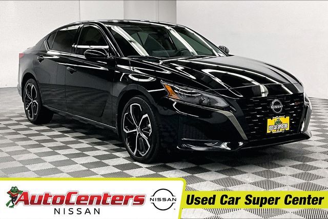 2024 Nissan Altima 2.5 SR — photo 1 of 12