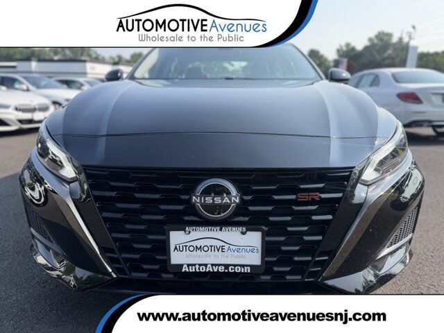2025 Nissan Altima SR