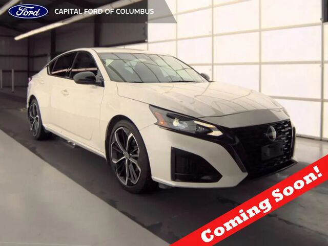2023 Nissan Altima 2.5 SR