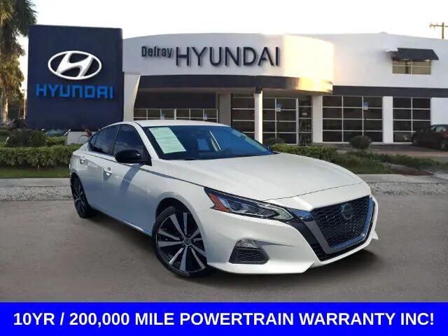 2022 Nissan Altima 2.5 SR