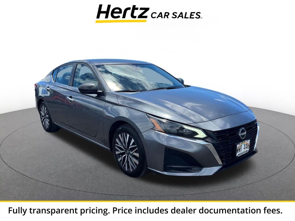 2023 Nissan Altima 2.5 SV — photo 1 of 13