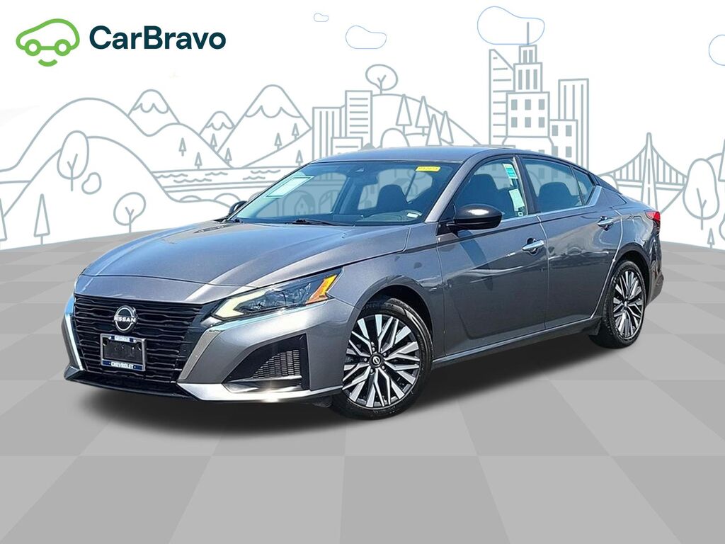 2024 Nissan Altima 2.5 SV — photo 1 of 6