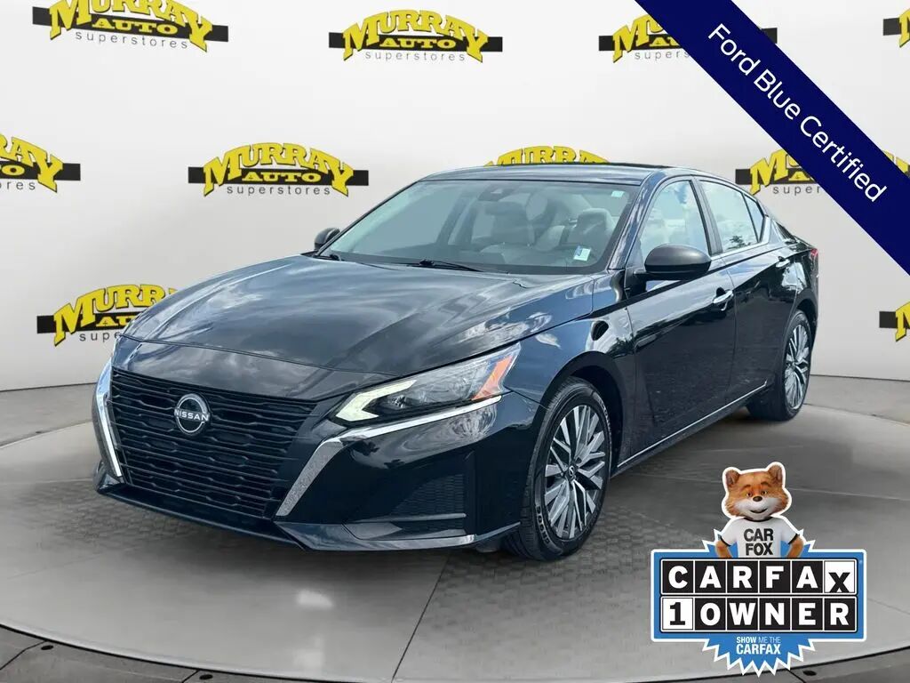 2025 Nissan Altima 2.5 SV — photo 1 of 11