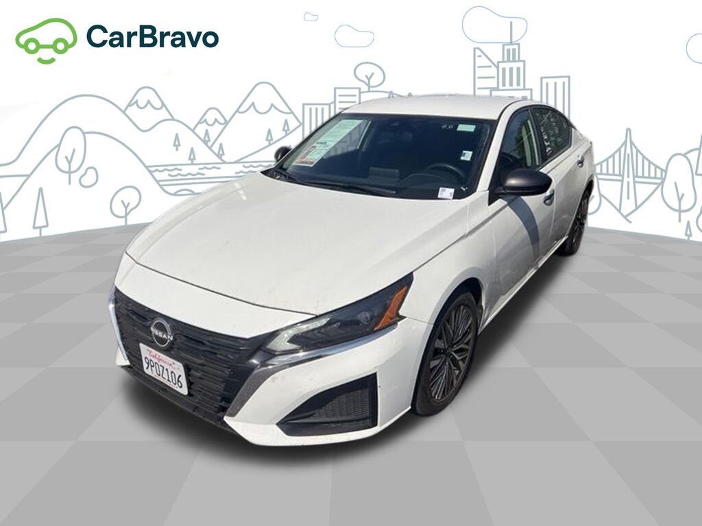 2025 Nissan Altima SV FWD — photo 1 of 6