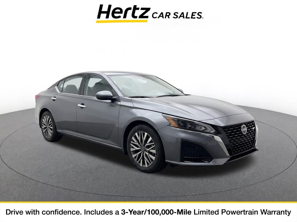 2025 Nissan Altima SV — photo 1 of 1