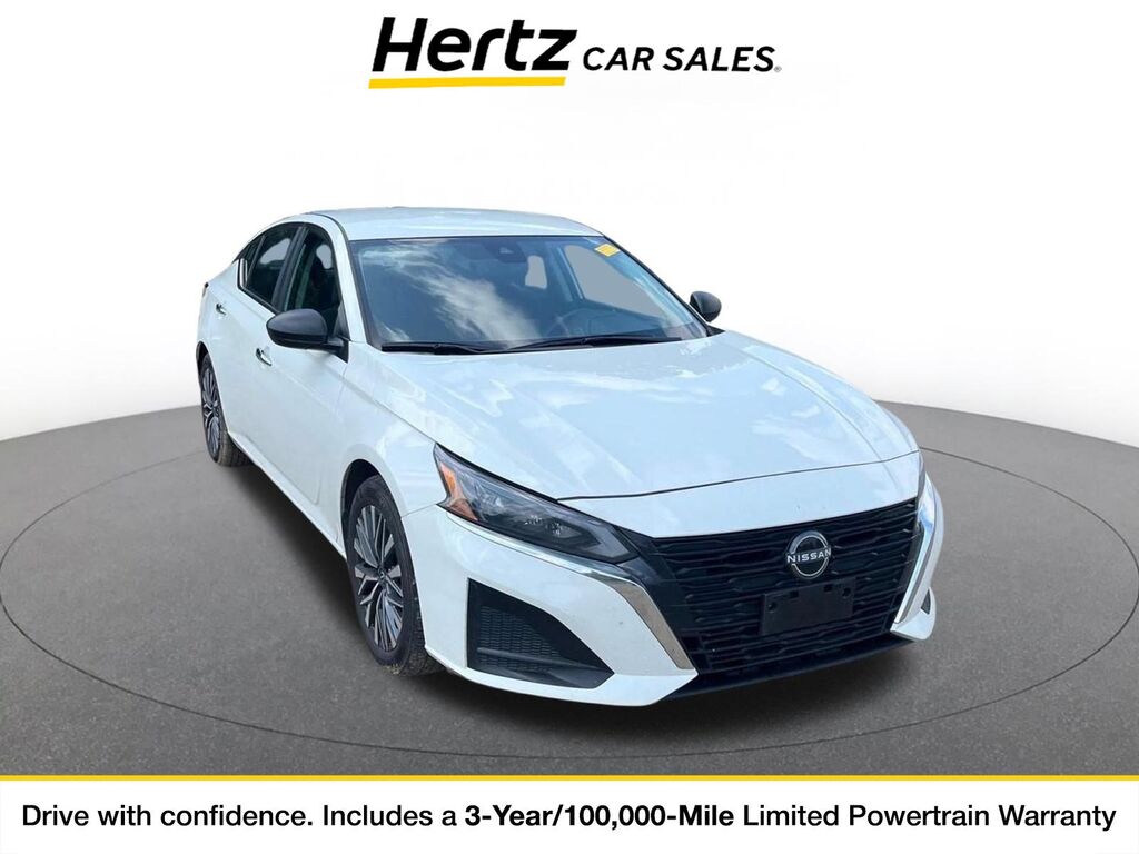 2025 Nissan Altima SV — photo 1 of 1