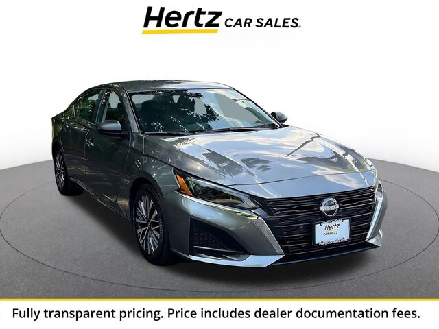 2025 Nissan Altima SV
