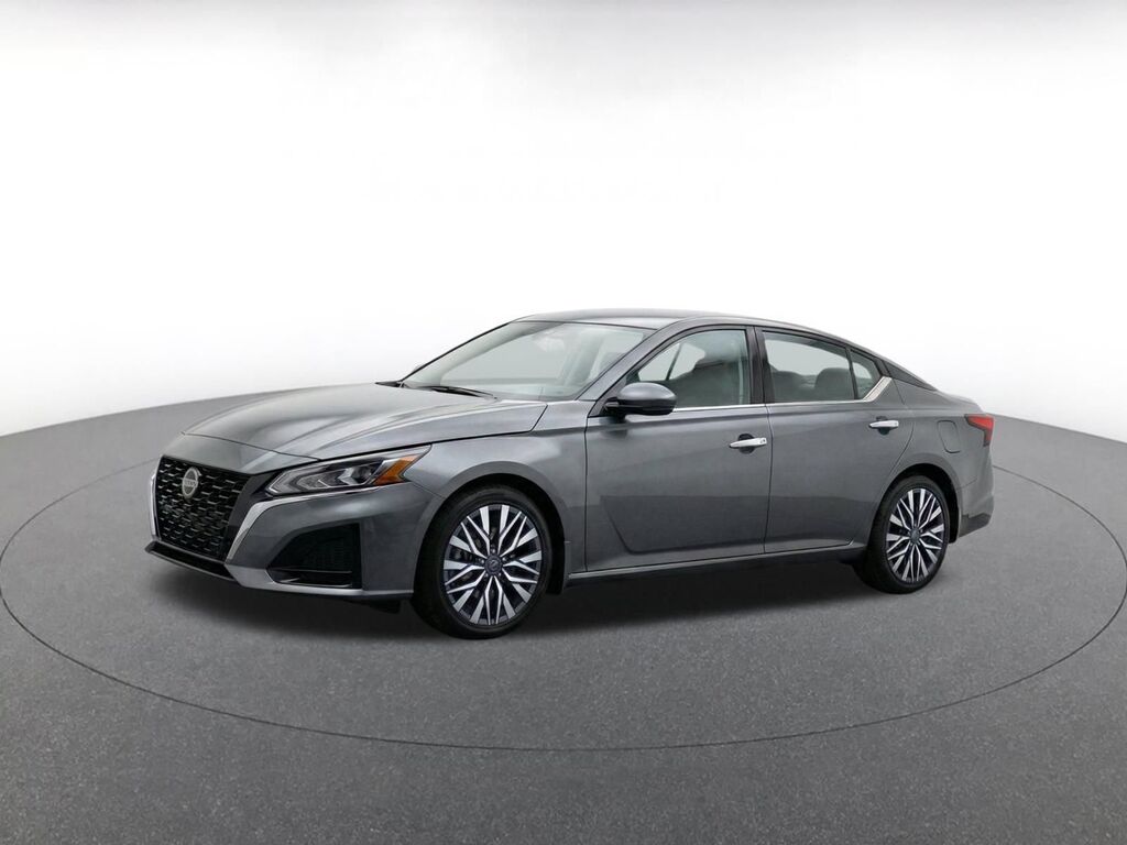2025 Nissan Altima SV — photo 1 of 1