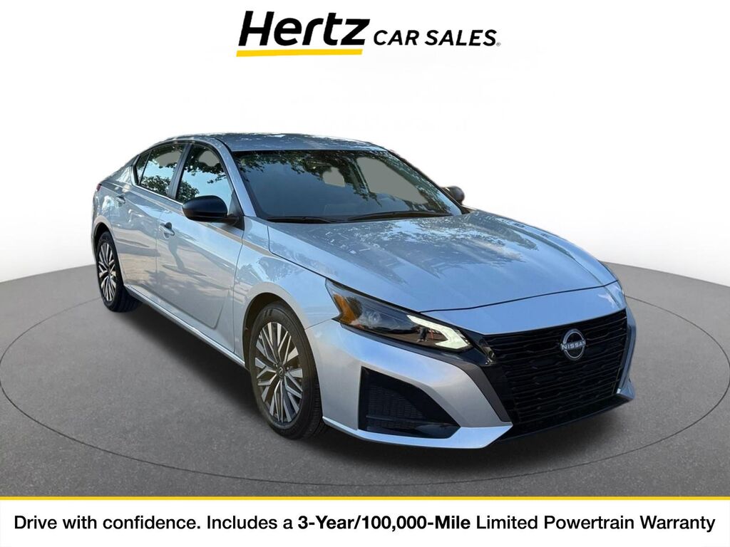 2026 Nissan Altima SV — photo 1 of 11