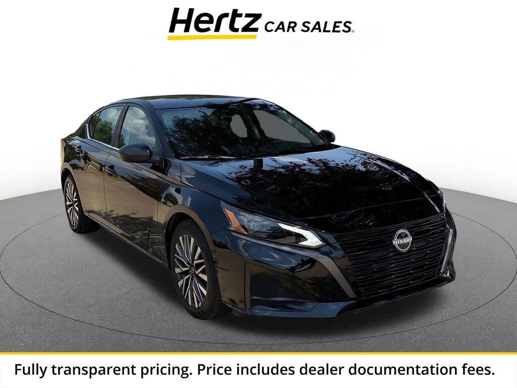 2026 Nissan Altima SV — photo 1 of 4