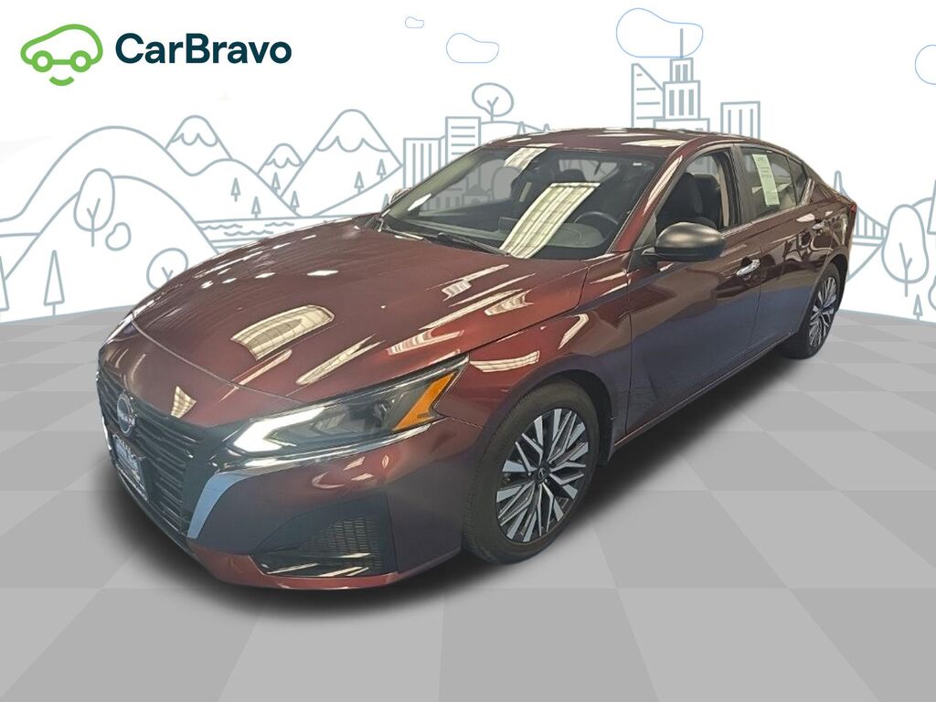 2024 Nissan Altima SV FWD — photo 1 of 6