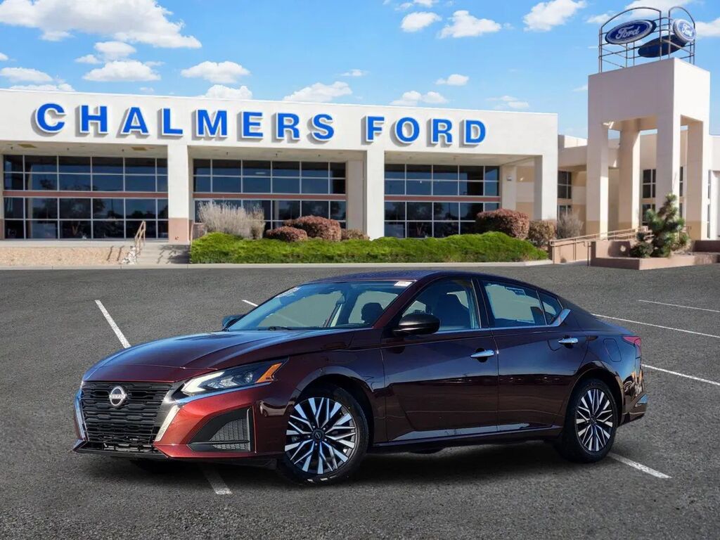 2025 Nissan Altima 2.5 SV — photo 1 of 13