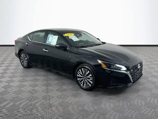 2025 Nissan Altima 2.5 SV