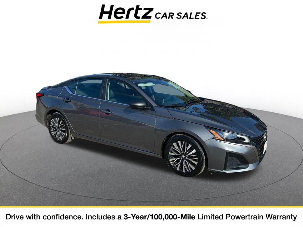2026 Nissan Altima SV — photo 1 of 11