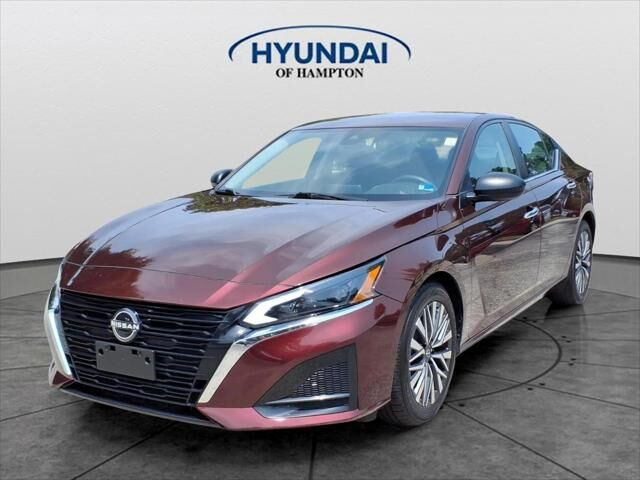 2024 Nissan Altima 2.5 SV — photo 1 of 13