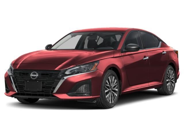 2025 Nissan Altima 2.5 SV — photo 1 of 13