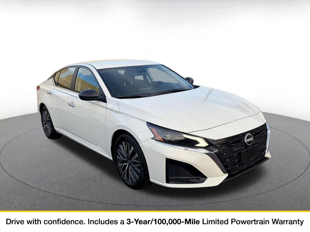 2025 Nissan Altima SV — photo 1 of 1