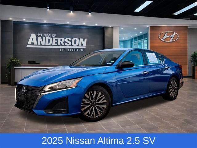 2025 Nissan Altima 2.5 SV — photo 1 of 26