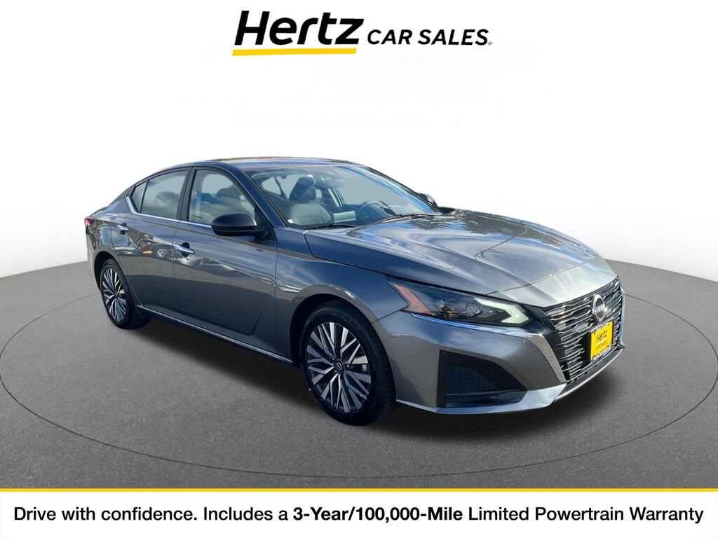 2025 Nissan Altima SV — photo 1 of 1
