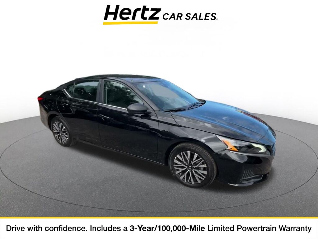 2026 Nissan Altima SV — photo 1 of 11