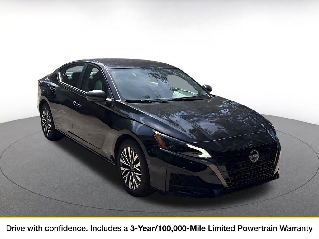 2026 Nissan Altima SV — photo 1 of 11