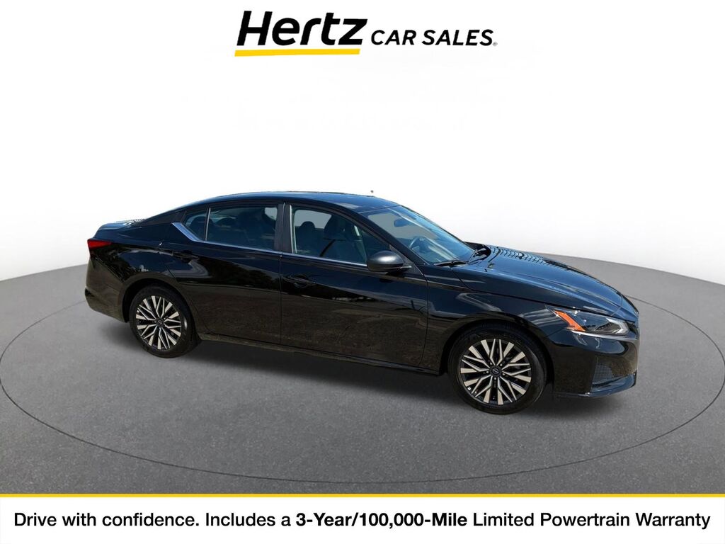 2026 Nissan Altima SV — photo 1 of 4