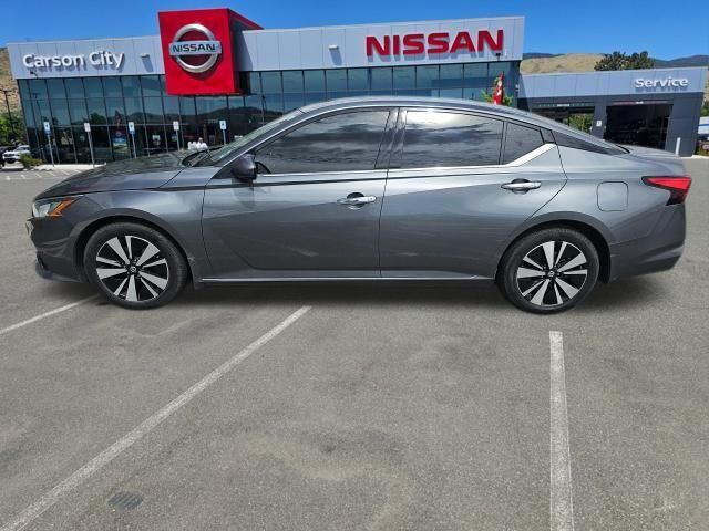2019 Nissan Altima 2.5 SV — photo 1 of 8