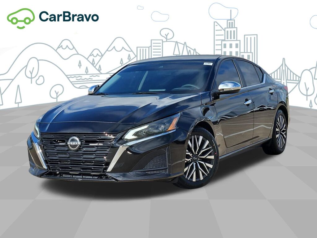 2024 Nissan Altima SV FWD — photo 1 of 6