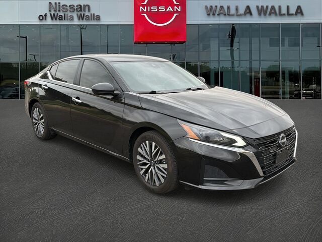 2025 Nissan Altima