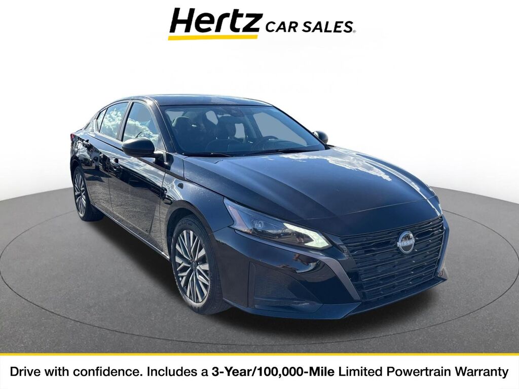 2026 Nissan Altima SV — photo 1 of 11