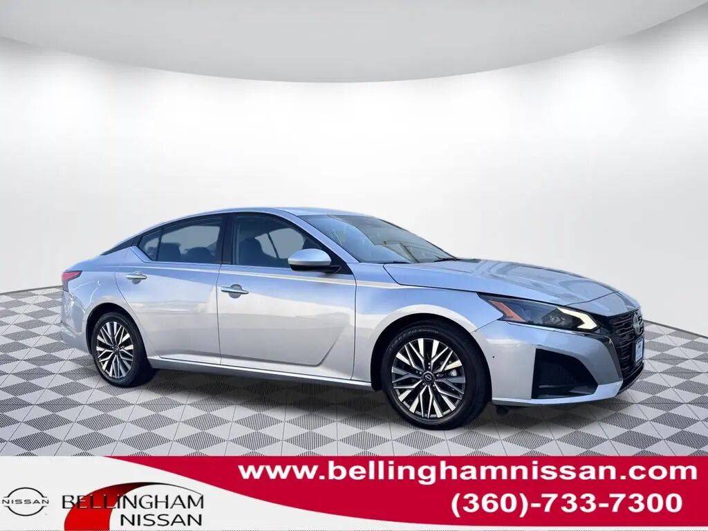 2023 Nissan Altima 2.5 SV — photo 1 of 13