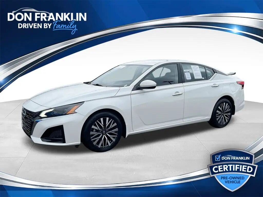 2023 Nissan Altima 2.5 SV — photo 1 of 13