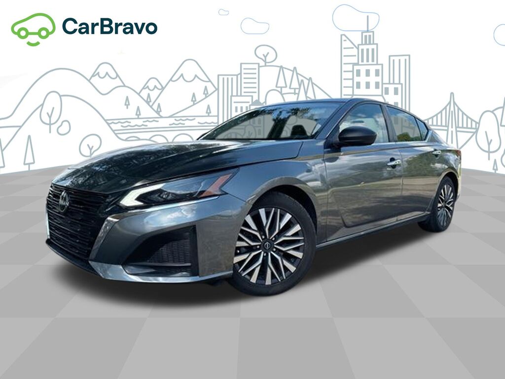2024 Nissan Altima SV FWD — photo 1 of 7
