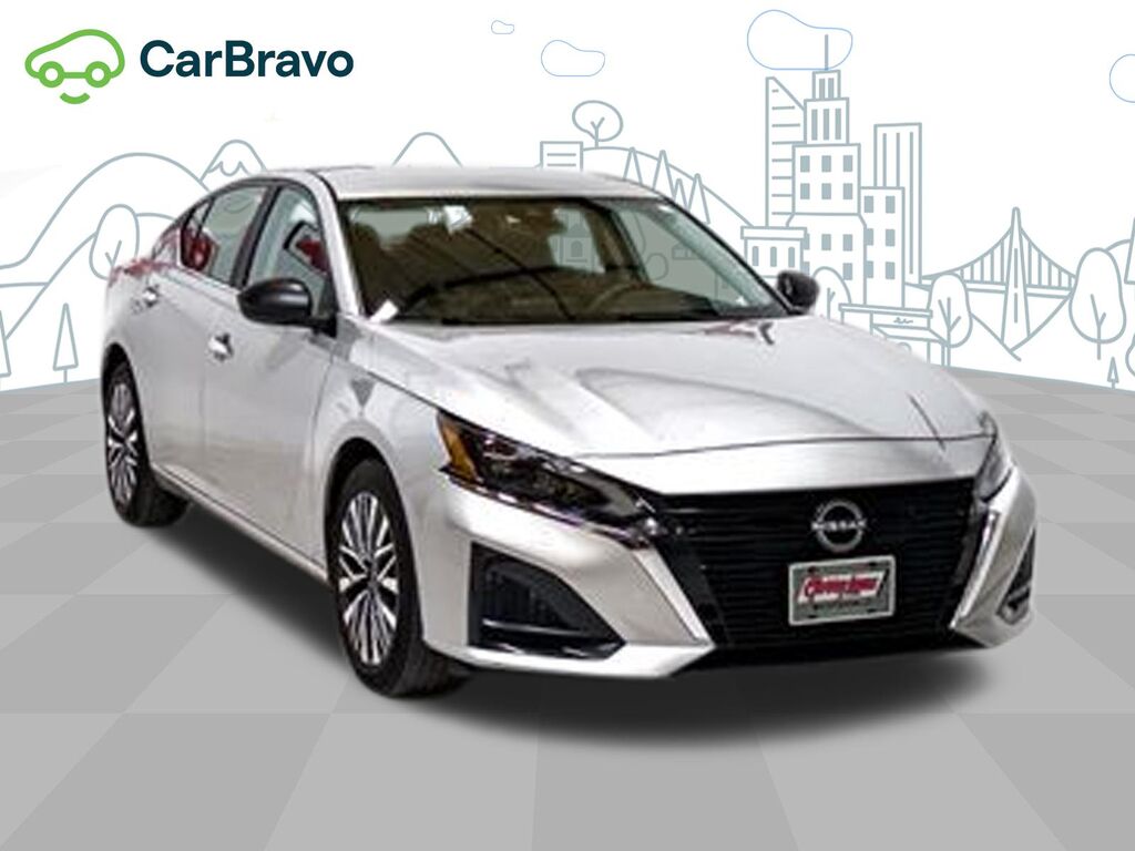 2025 Nissan Altima SV FWD — photo 1 of 6